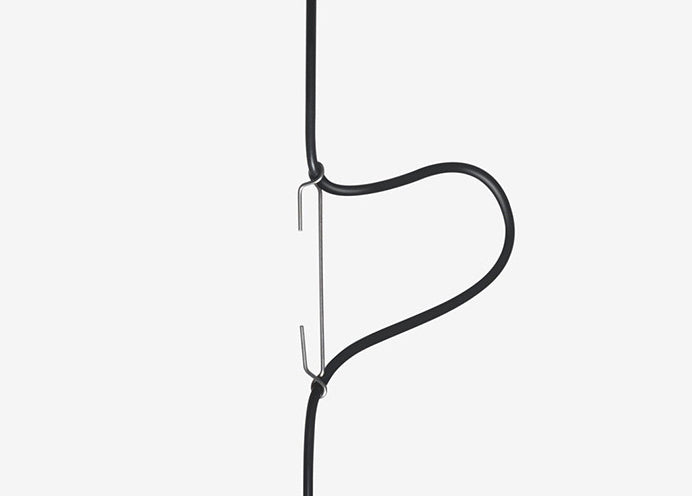 Zwarte UFO-vormige minimalisme-stijl LED hangend licht postmoderne metalen verlichting armatuur voor woonkamer