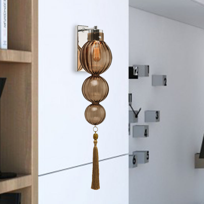 Sphere Sphere de latón/acabado cromado Estilo chino 1 Bulbo transparente/Amber/Lámpara de montaje de pared de vidrio azul claro con nudo de borla