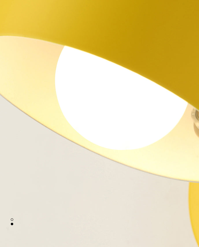 Luz de pared de domo de estilo macarrón 1 lámpara de pared de hierro ligera para dormitorio infantil