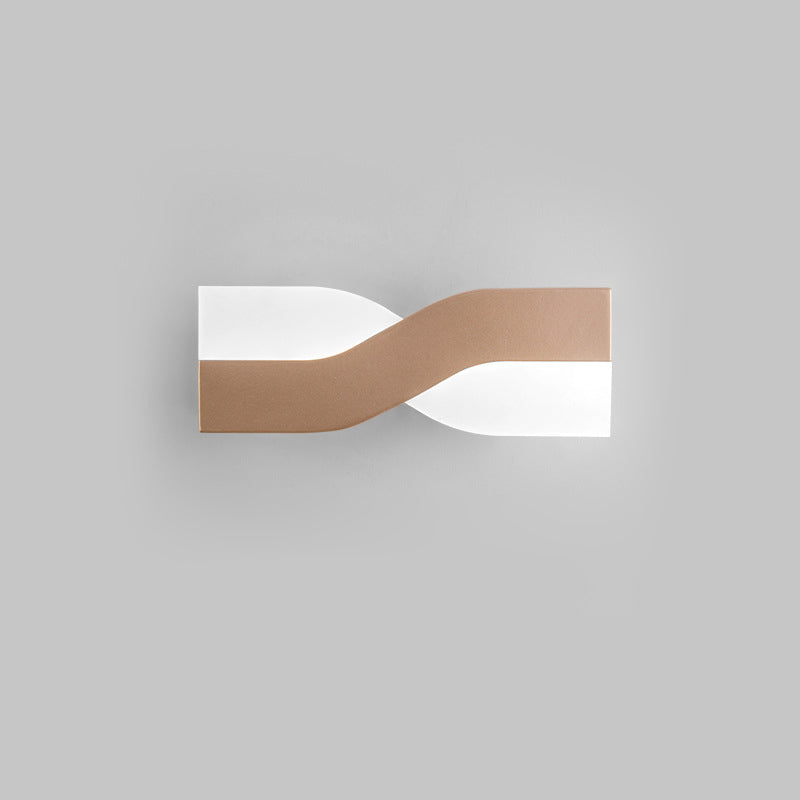 Contemporary Style Wall Light Rotatable LED Acrylic Sconce Light Fixture for Bedside