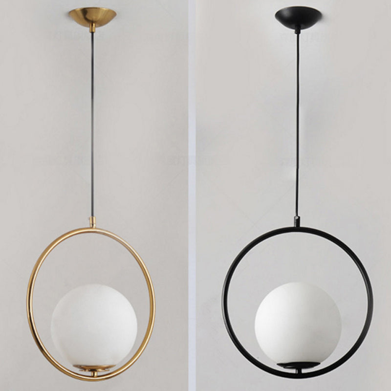 Anello metallico a pendente a sospensione a sospensione a sospensione Bianco di illuminazione a tonalità in vetro bianco con filo regolabile da 47 "