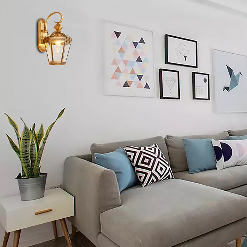 Lampada da parete della sala lanterna tradizionale metallo 1 testa a parete in ottone montato con tonalità in vetro trasparente, 6 "/7,5" w