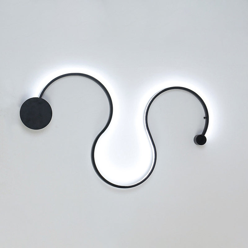 Modern Creative Simple Curved Aluminum LED Black Wall Lights