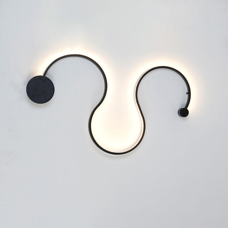 Modern Creative Simple Curved Aluminum LED Black Wall Lights