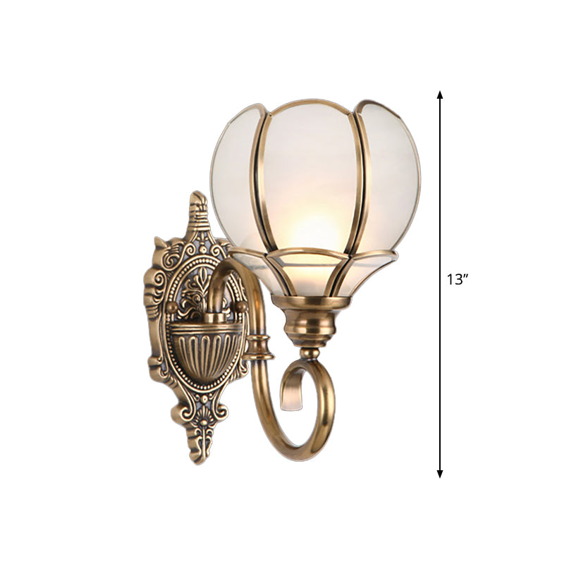 Traditional Flower Sconce Light Fixture 1/2-Bulb Metal Wall Lamp in Brass for Bedroom