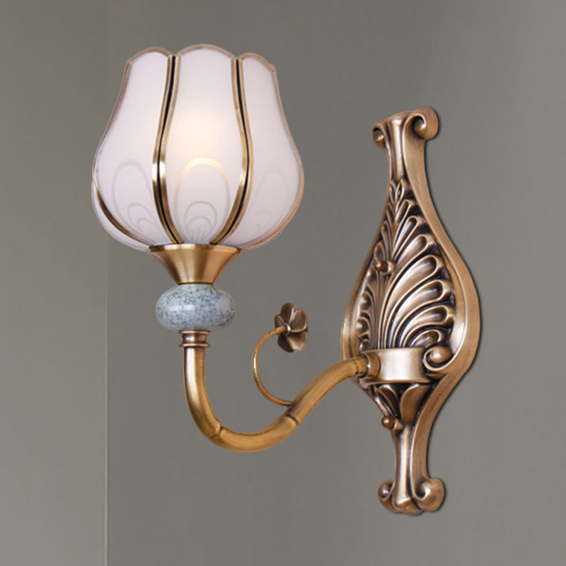 1/2-Head Bloom Wall Light Traditionalism Brass Metal Wall Sconce Lighting for Living Room