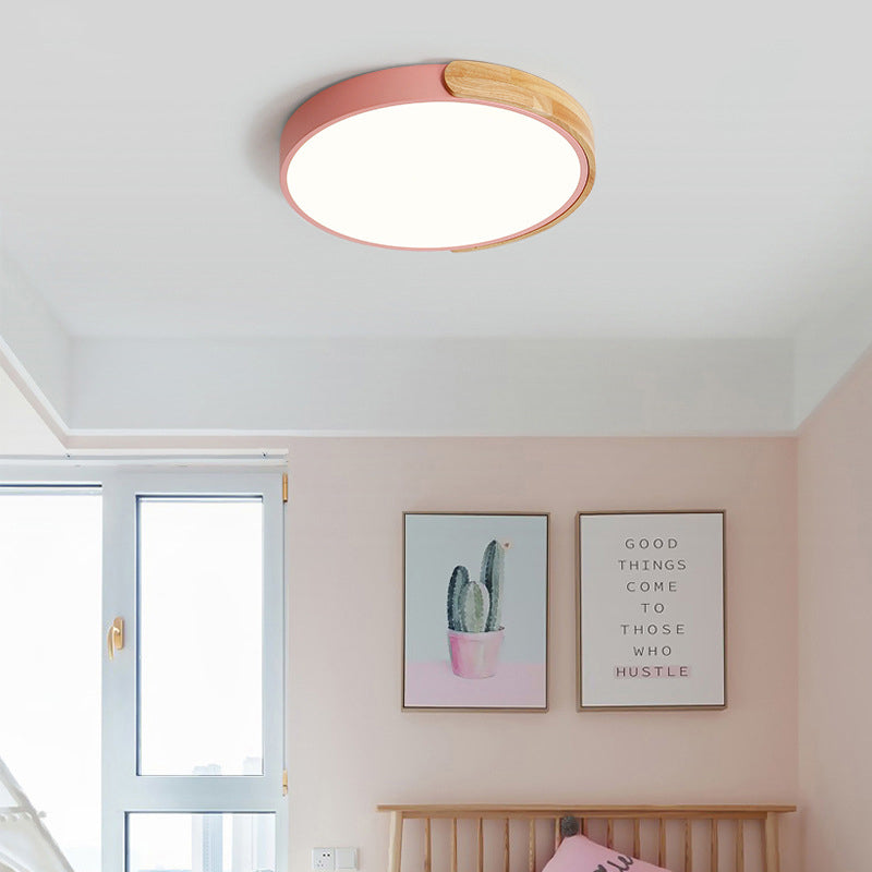 Circular Metal Flush Mount Light Fixture Nordic Style LED Flush Ceiling Light Fixture