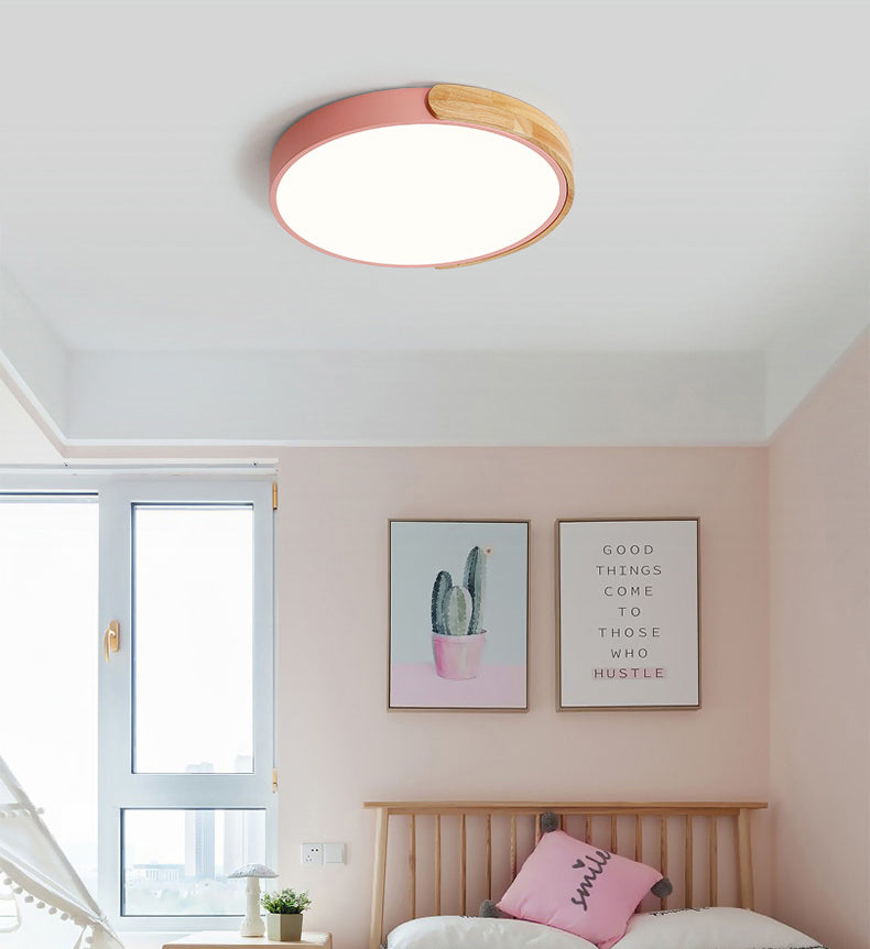 Circular Metal Flush Mount Light Fixture Nordic Style LED Flush Ceiling Light Fixture