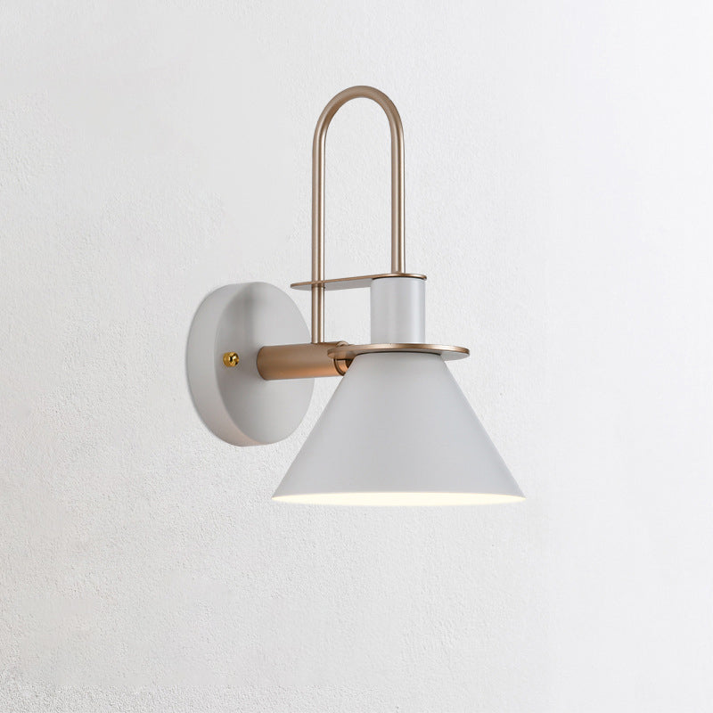 1 cabeza de macarrón con lámpara de matrícula de pared de hierro