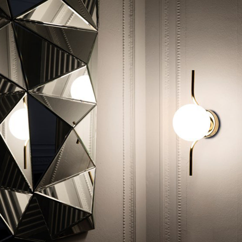 Noordse gecontracteerde postmodern sferisch 1 hoofd glasmateriaal witte wandlamp