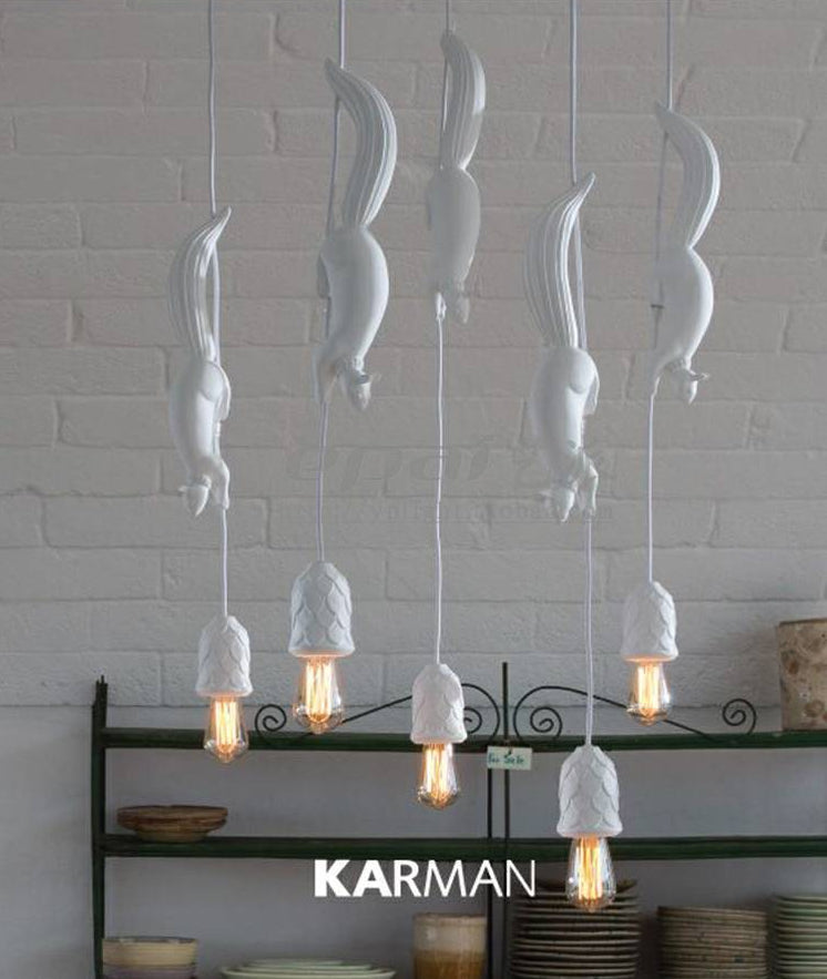 Resin Squirrel Modeling Single Bulb Hanging Light Modern Style Macaroon Pendant Lamp for Bedroom