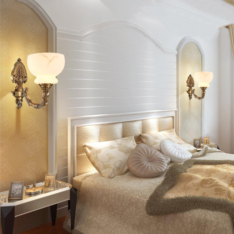 Colonial Style Bowl Shade Mur Mount Lumière