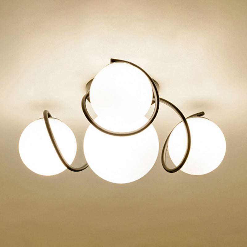 Weißer Glasball -Cluster Deckenleichter zeitgenössischer Einfachheitstil Semi Flush Mount Lampe mit Eisen kreativer Lampe Pfosten