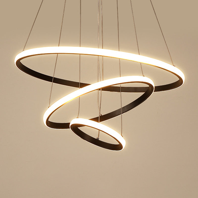 Luce il lampadario del soggiorno acrilico minimalista a ciondolo a led multi-anello Lumo lampadario