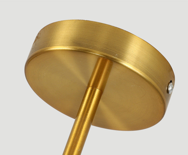 Linee geometriche lampadario in metallo creativo design a lampadina nuda dispositivo di illuminazione moderna in oro elettroplato