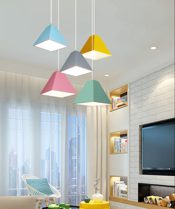 Trapezoide de metal Luz colgante Nordic Macaron Style 1 Lámpara de techo de mesa de comedor ligero