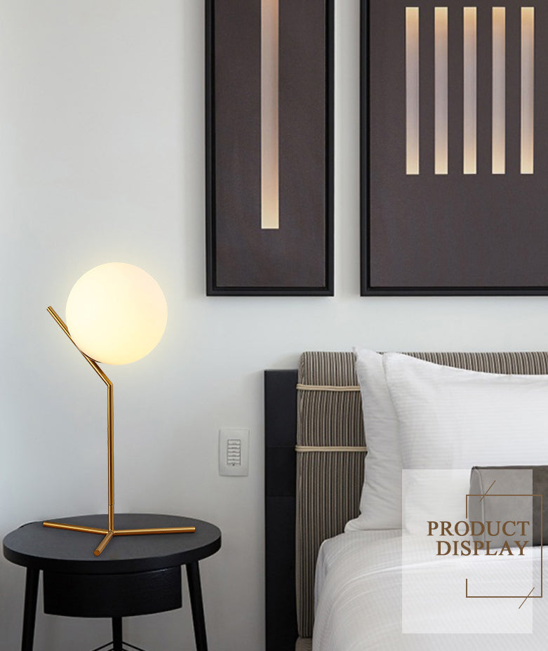 Lámpara de mesa de globo de vidrio blanco estilo Nordic Simplicity Fexting de iluminación de dormitorio en oro electrochado