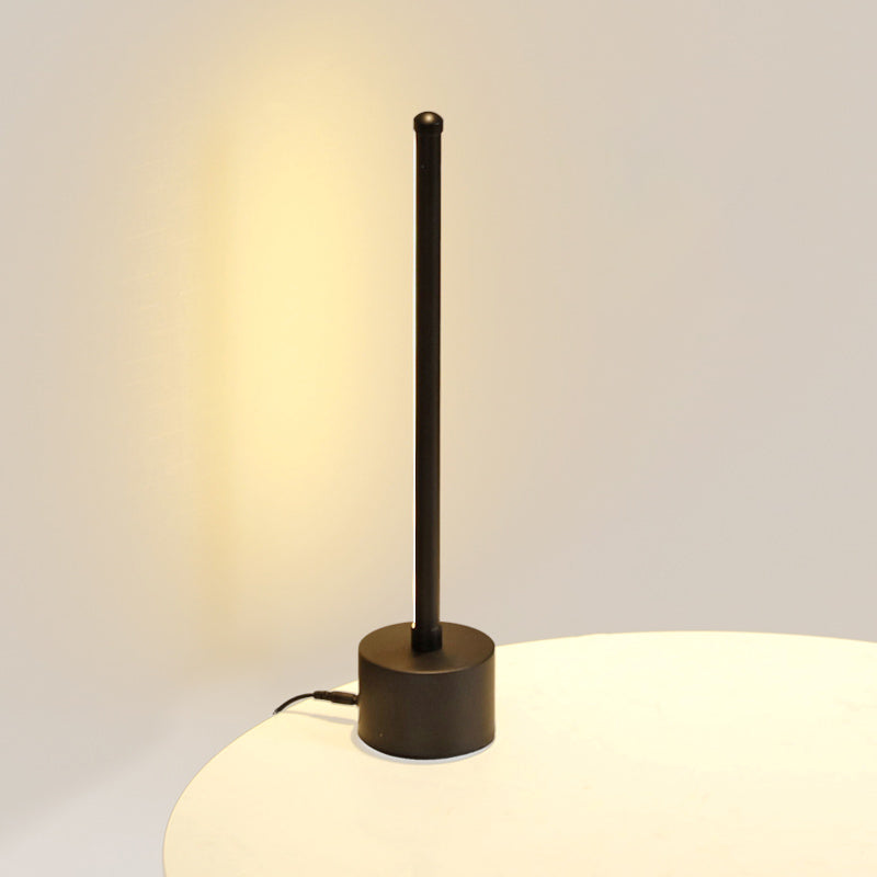 Semplice lampada da comodino a LED tubolare a LED lampada da comodino acrilico con interruttore on-off