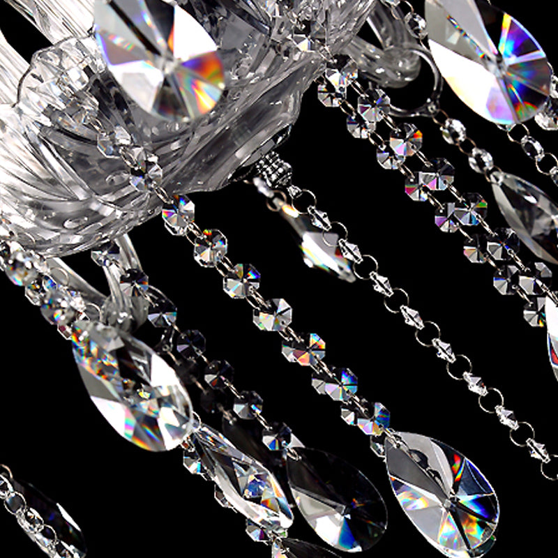 Modernistische Glockendecke Kronleuchter klarer Kristall 6/8 Lampen Wohnzimmer Anhängerlampe in Beige, 23 "/28" W.