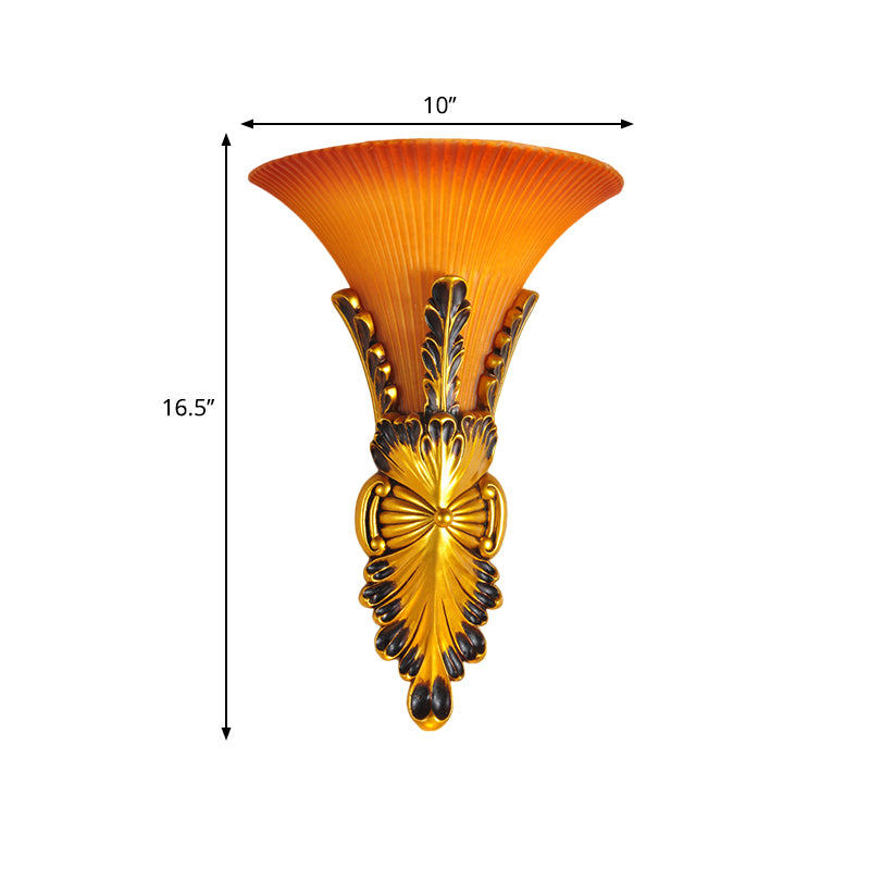 Lampe murale de cloche en verre jaune style traditionnel 1 éclairage d'écran de couloir clair en bronze / or