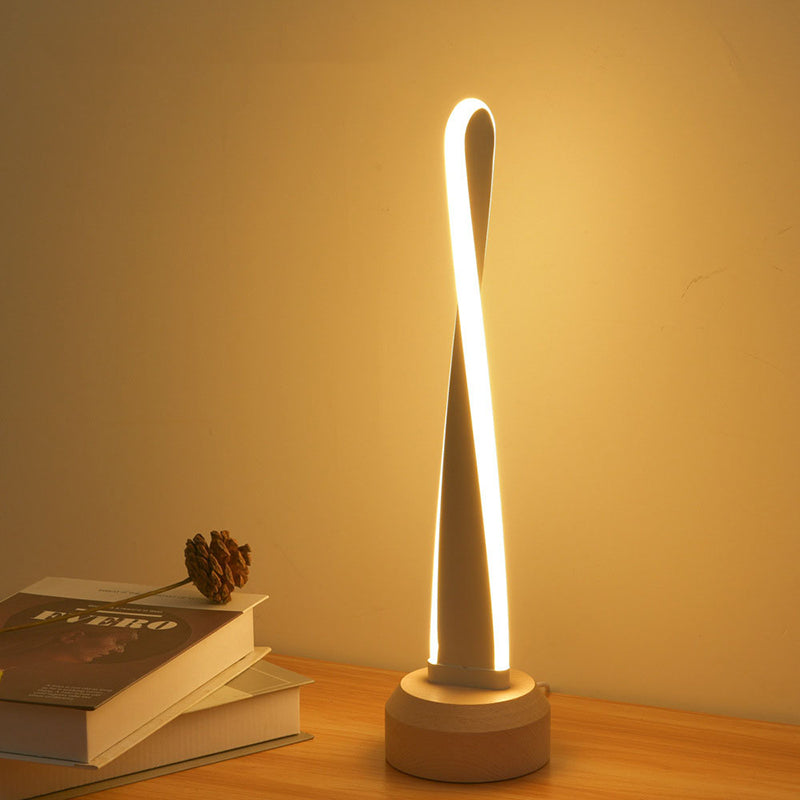 White Twist Night Stand Lighting Nordic Alluminio LED in alluminio Luce per camera da letto