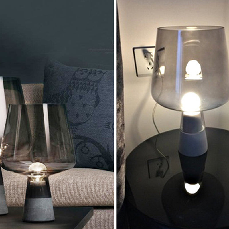 Lampe de table en verre créatif en forme de gobelett