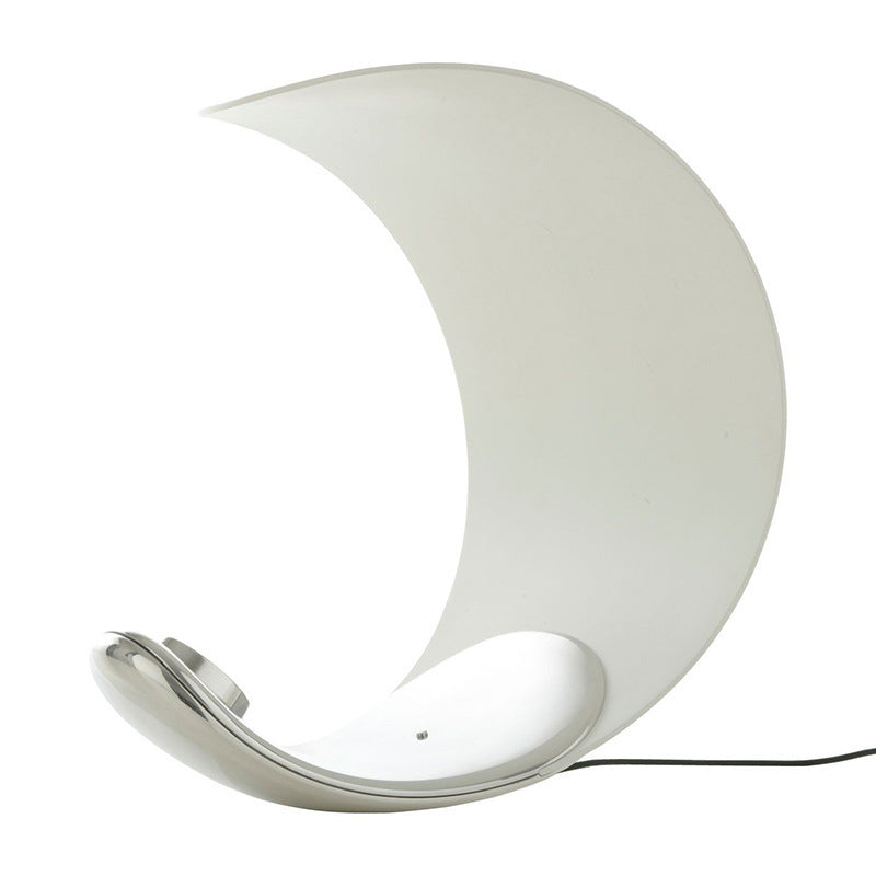Luz de mesa LED de dormitorio metálico de lámpara de luna en forma de luna en forma de luna con cable enchufable