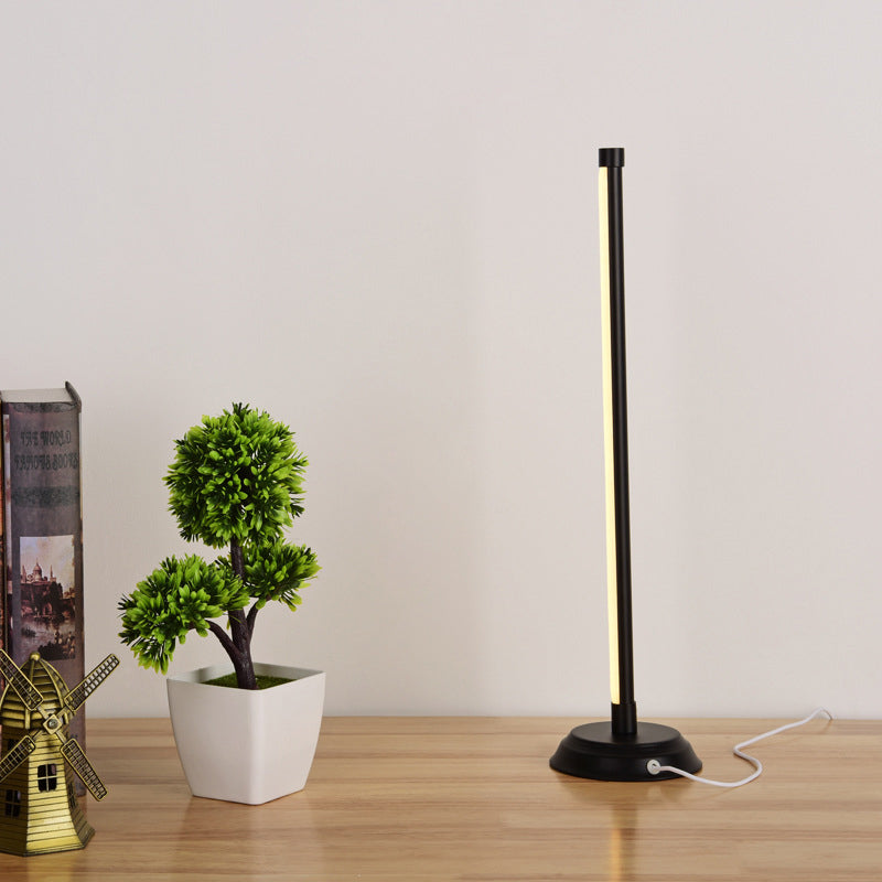 Table LED linéaire Light Acrylique Simplicité Lampe nocturne avec cordon d'alimentation USB