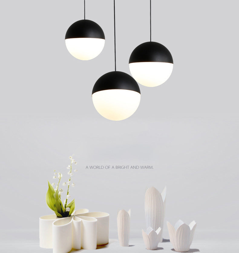 Sospensione di vetro a 1 luci a forma di sfera in bianco e nero Luce di sospensione in vetro a 1 luce per ristorante