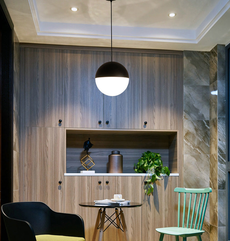 Sospensione di vetro a 1 luci a forma di sfera in bianco e nero Luce di sospensione in vetro a 1 luce per ristorante