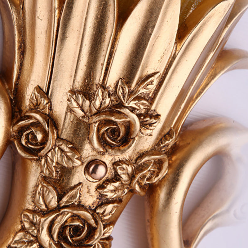 Gold Finish 1 Kopfwandlicht Land Harz Schwan Form Wandleuchte Lampe mit bernsteinfarbenem Glas ausgestattet