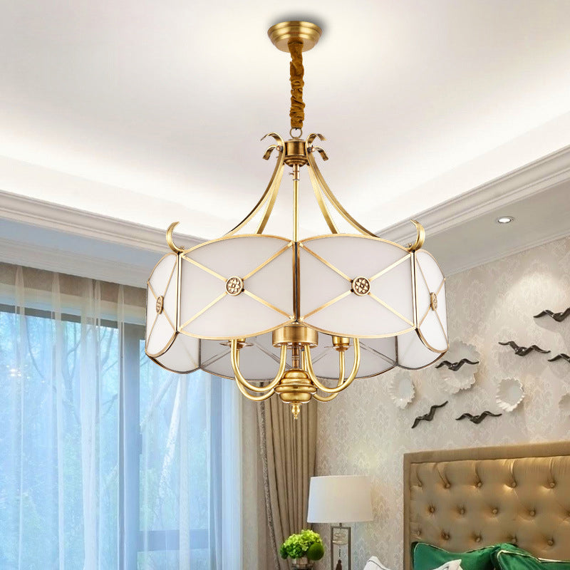Terratte coloniale sospeso a sospensione 4/6 teste di illuminazione il lampadario in vetro bianco per camera da letto