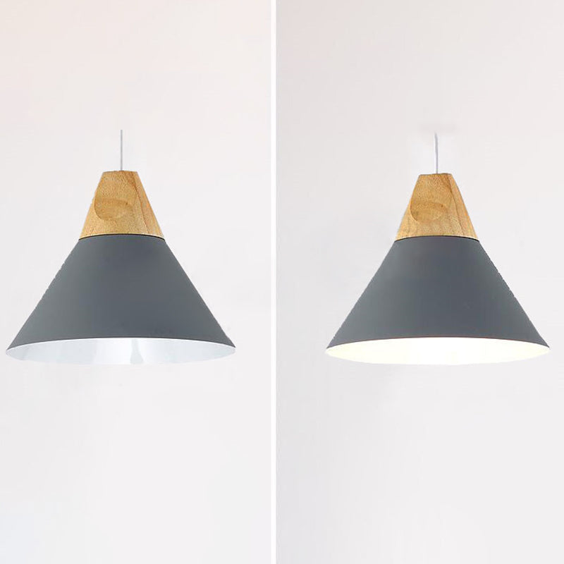 Metal Tapered Hanging Light Nordic Style 1 Light  Restaurant Ceiling Pendant Lamp  with Wooden Top