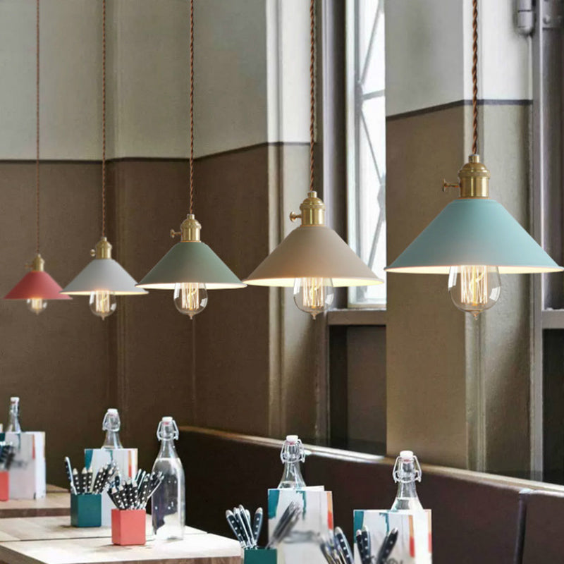 Cône suspendu pendant lumière simplicité metal metal suspendu luminaire pour restaurant