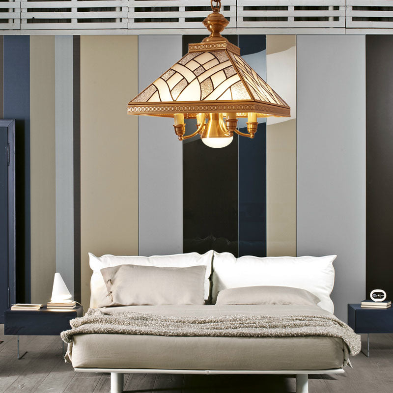 Lampadario in ottone in vetro smerigliato piramide a 5 luci colonialismo giù per il ciondolo di illuminazione per tavolo da pranzo