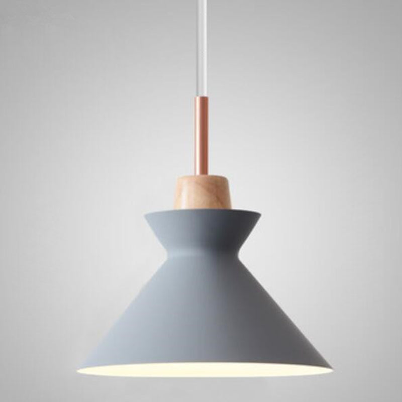 Tonalità in metallo appeso leggero stile nordico 1 ristorante leggero con soffitto a sospensione con top in legno