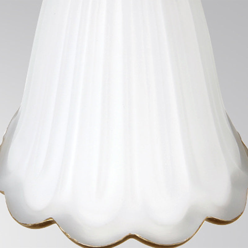 Distressed Design Bathroom Vanity Light 3-Light Traditional Wall Sconce with Shades