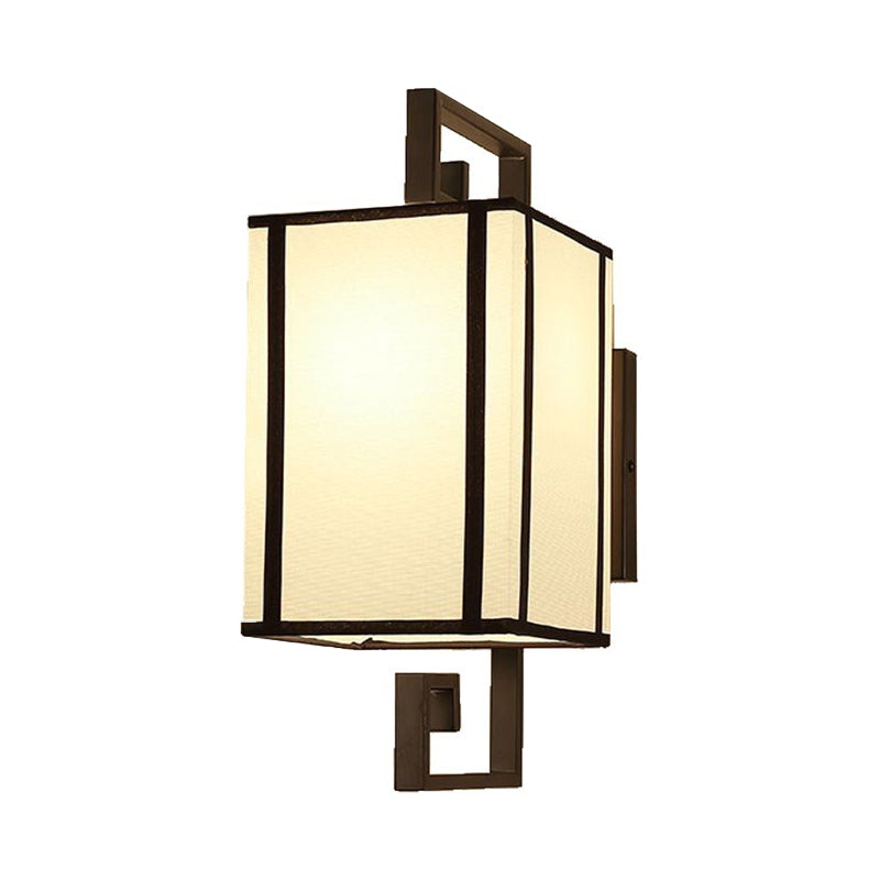 1 Light Living Room Wall Lamp Classic White Sconce Light Fixture with Rectangle Fabric Shade