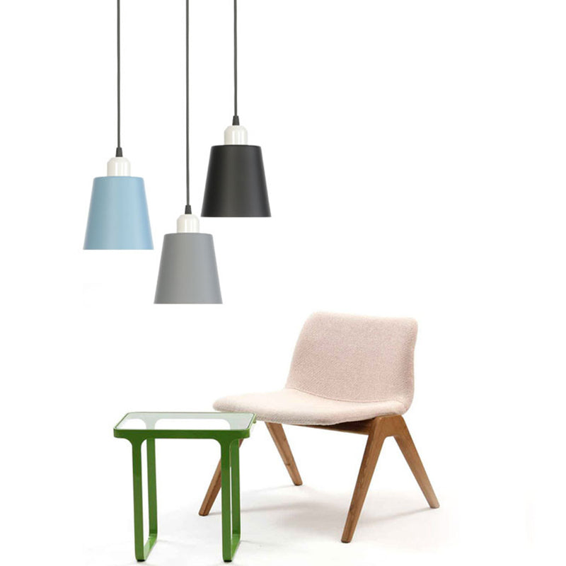 Buntes zylindrisches Makaroon hängend hängendes leichter nordischer Metall -Federlampe für Schlafzimmer Esszimmer