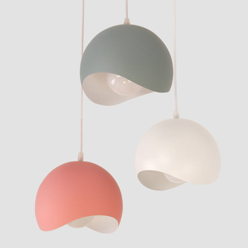 Lámpara colgada con cúpula de aluminio Macaron de 1 luce con diseño de borde de olas