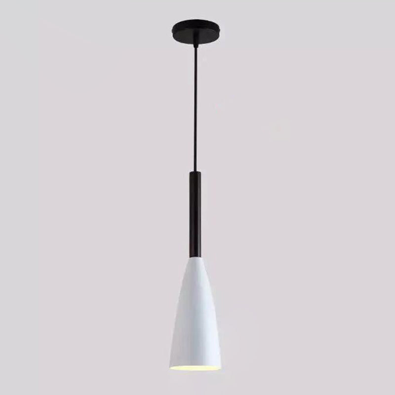 Ultra-moderne sich verjüngte Anhänger-Beleuchtungskörper metallische Hanglampe mit Hangschnur für das Restaurant