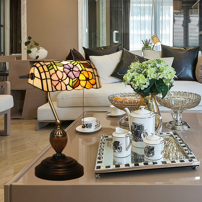 Tachage de vitraux Rose / Plum Blossom / Lotus Nightstand Lampe Tiffany Style Table de la tête de tête simple pour chambre à coucher
