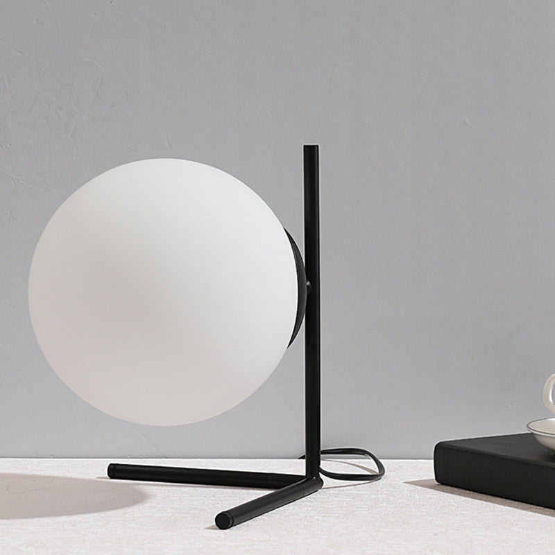 Lampada da tavolo minimalista in vetro bianco globo Lampada da comodino in stile nordico da 9,8 pollici per camera da letto
