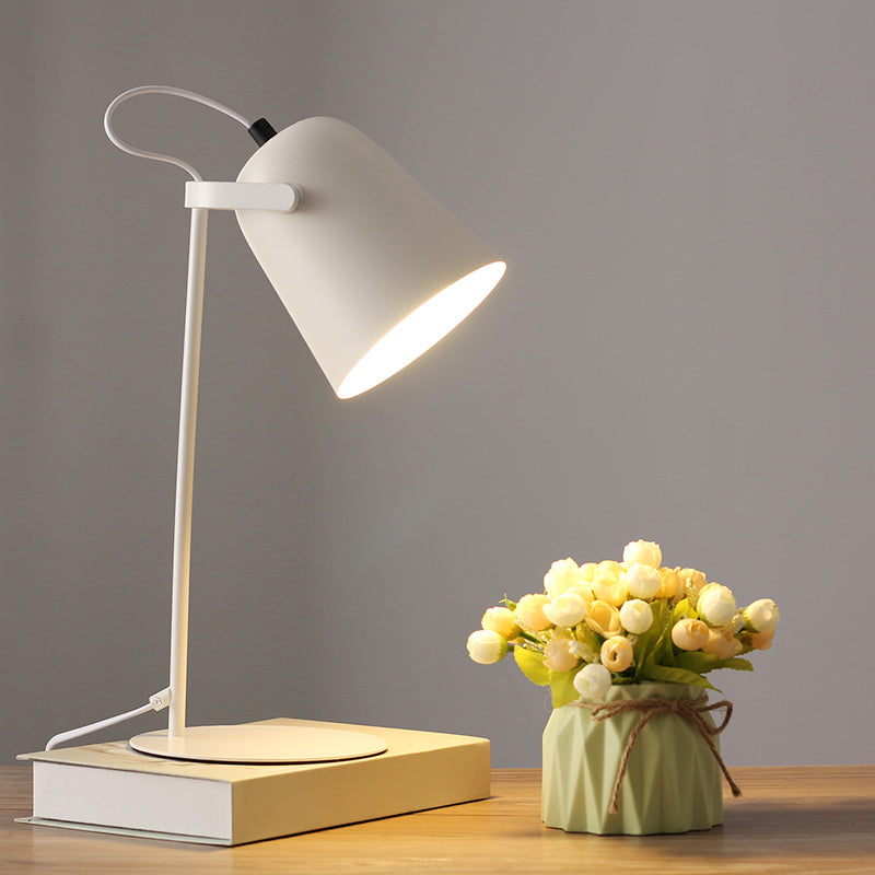 Lampada da tavolo da tavolo da tavolo in stile da 13,7 "sfumatura a campana in metallo semplicità di lettura di lettura per camera da letto