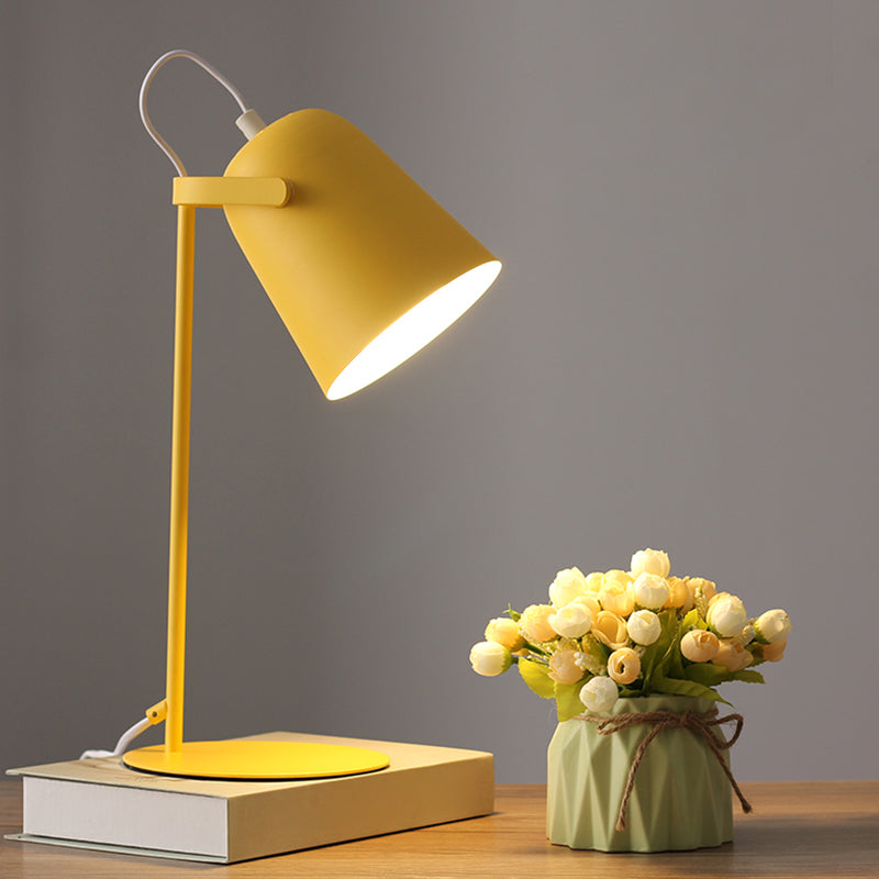 Lampada da tavolo da tavolo da tavolo in stile da 13,7 "sfumatura a campana in metallo semplicità di lettura di lettura per camera da letto