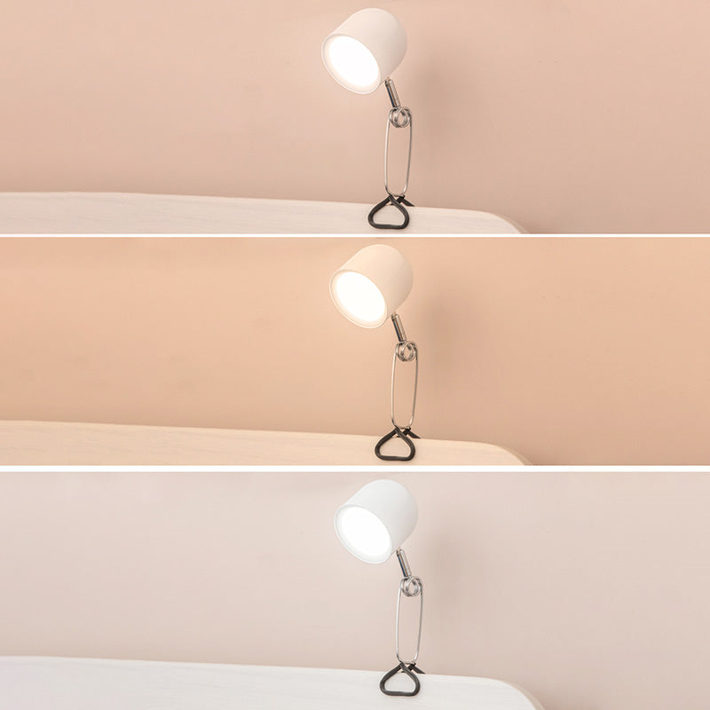 Luz de mesa LED de dormitorio de metal de lámpara de timbre de estilo macarrón