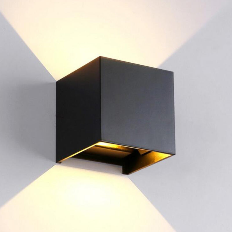 Moderner minimalistischer Stil nach oben und unten LED Wandleuchte Metal 2 Lichter Wandleuchten für Außenwand