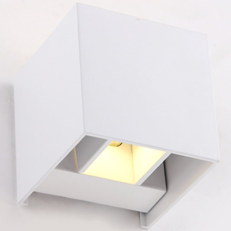 Moderner minimalistischer Stil nach oben und unten LED Wandleuchte Metal 2 Lichter Wandleuchten für Außenwand