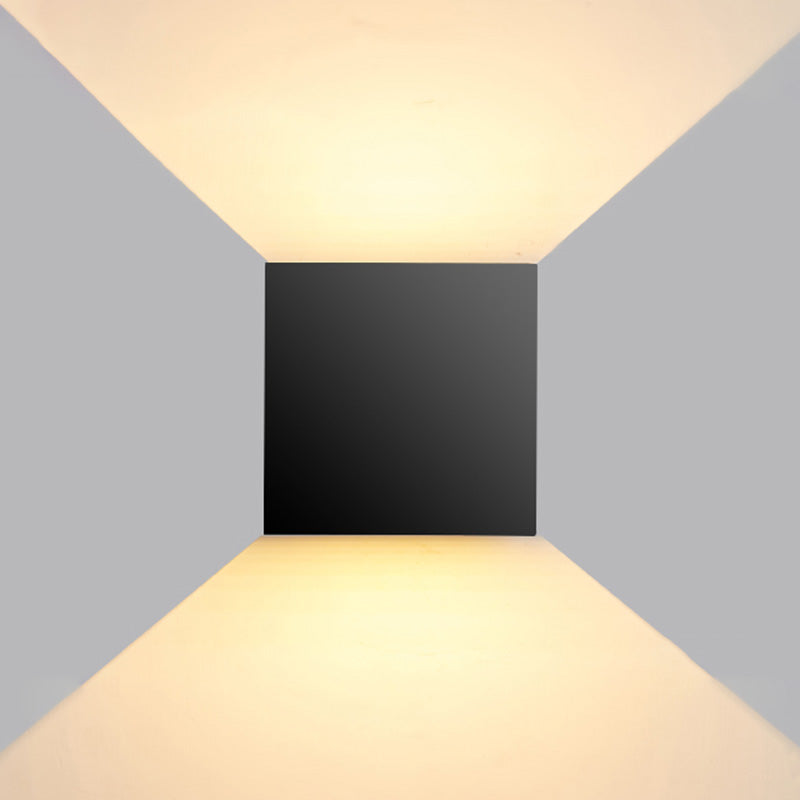 Moderner minimalistischer Stil quadratisch auf und ab LED Wandleuchte Metallwandleuchten für Außenwand
