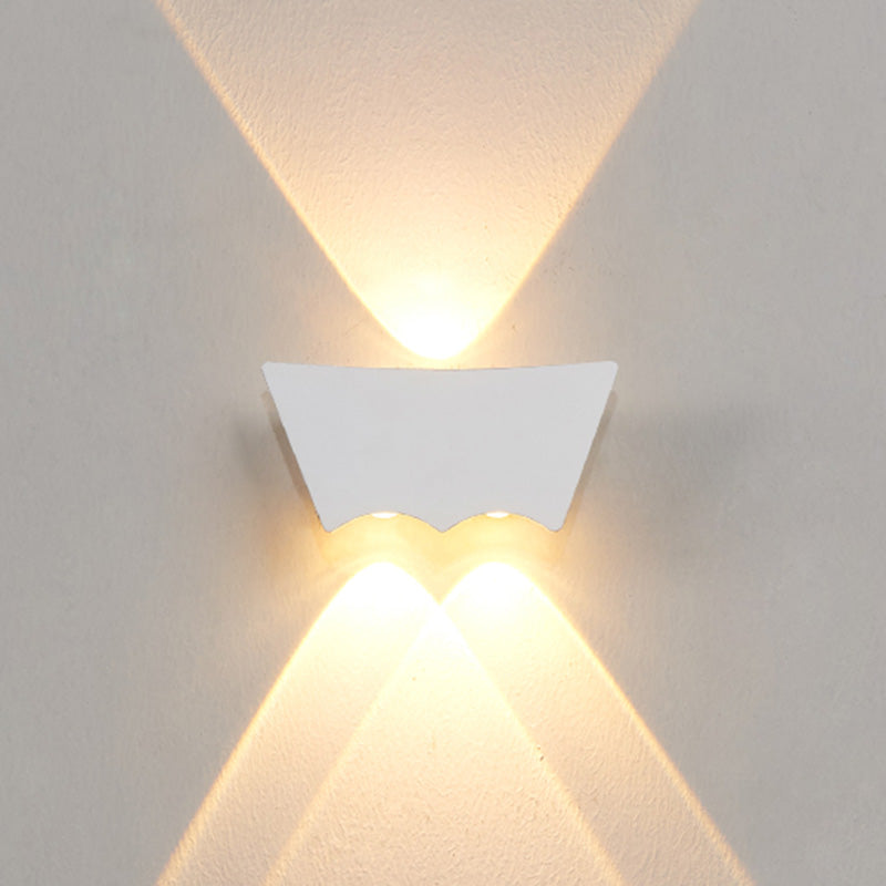 Modern Minimalist Style Up and Down LED Wall Sconce Metal Sconce Light Fixtures for Outside Wall
